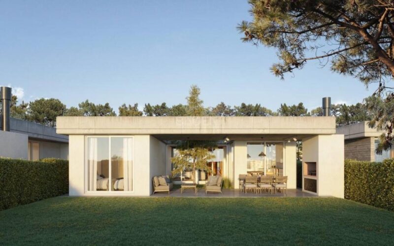 Casa en Venta de 2 dormitorios con Parrillero y Jardín en Solanas, Maldonado